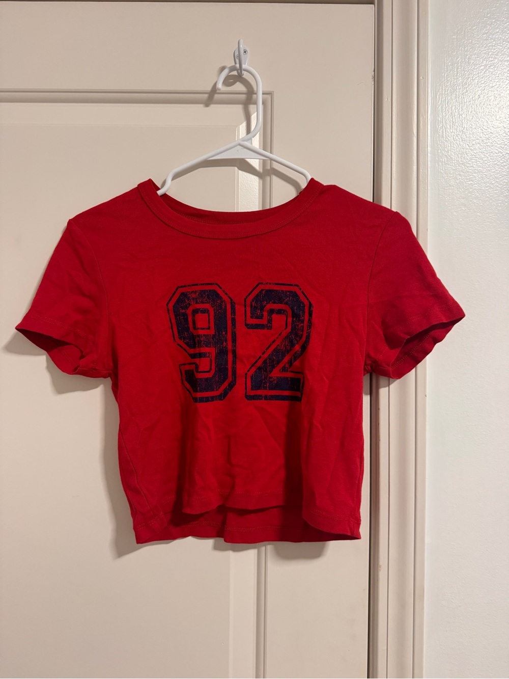 PacSun Red Cropped Tee with Navy '92' Graphic